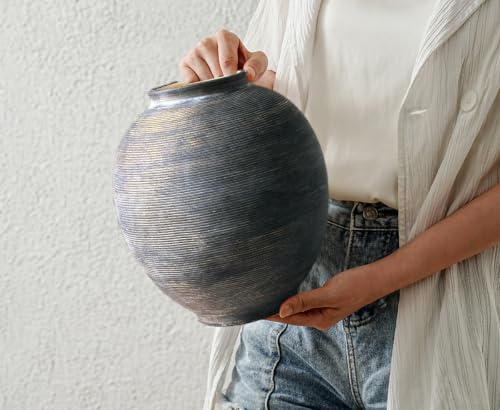 Ceramic Vase – Minimalist Rustic Farmhouse Design