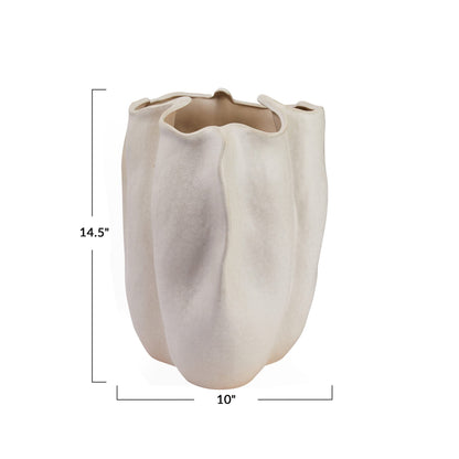 Stoneware Planter – Organic Sculptural Design