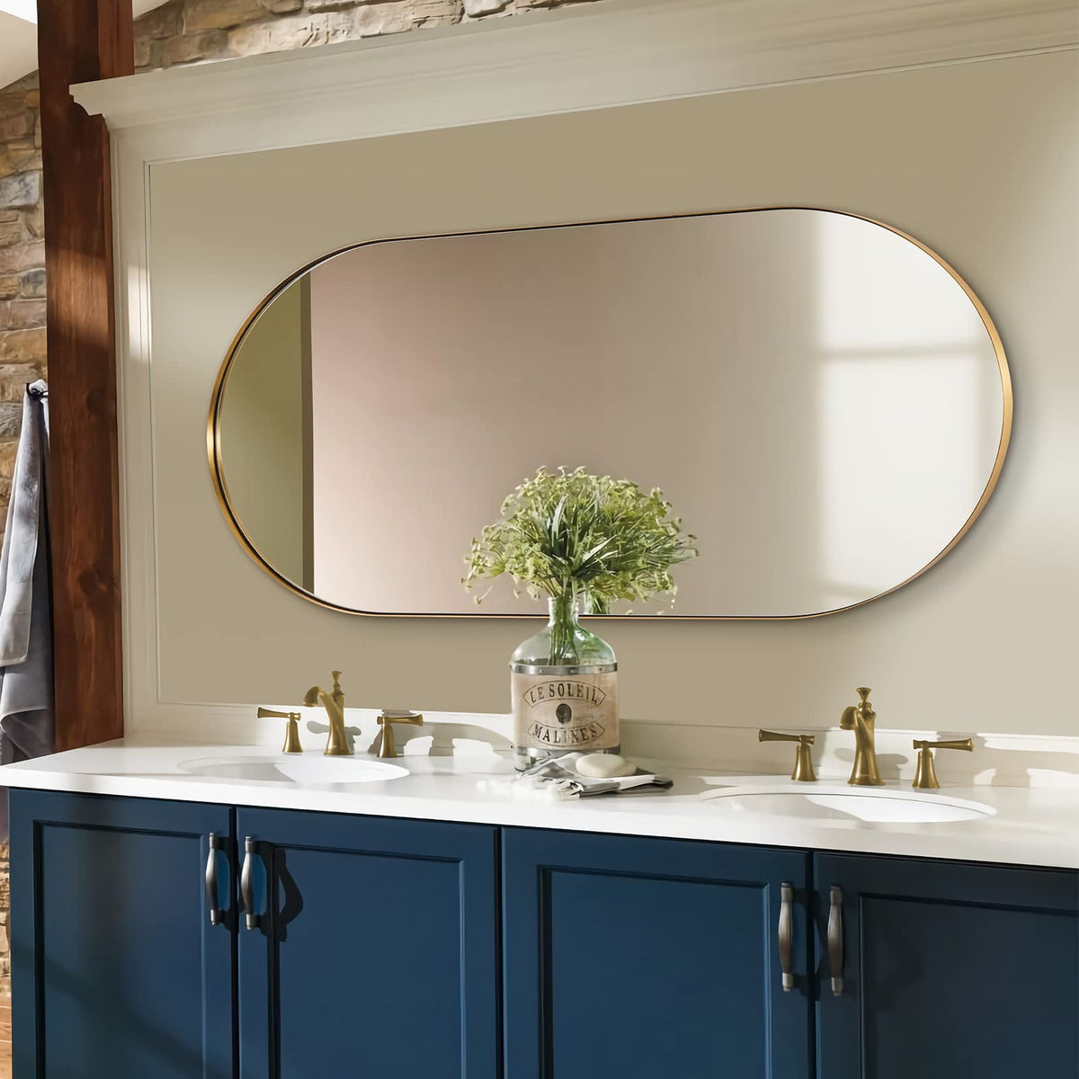 Oval Bathroom Mirror – Modern Wall-Mounted Design