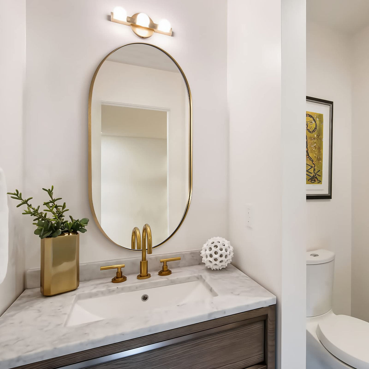 Oval Bathroom Mirror – Modern Wall-Mounted Design