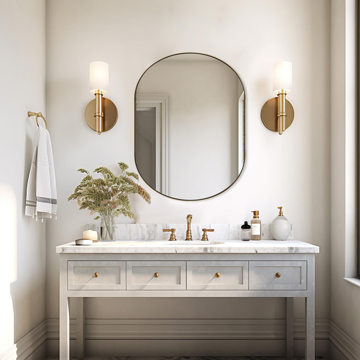 Oval Bathroom Mirror – Modern Wall-Mounted Design