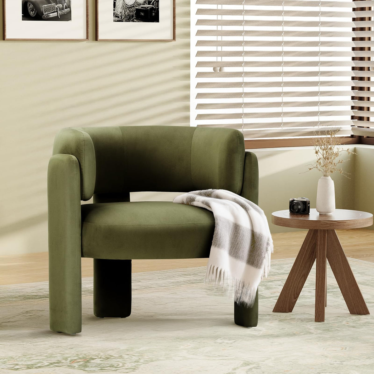 Velvet Barrel Accent Chair – Modern 3-Leg Design