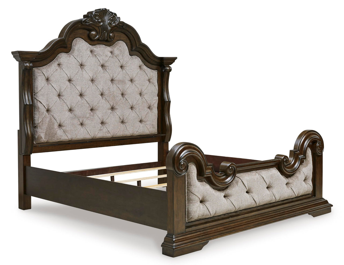Upholstered Panel Bed – Traditional Tufted Design